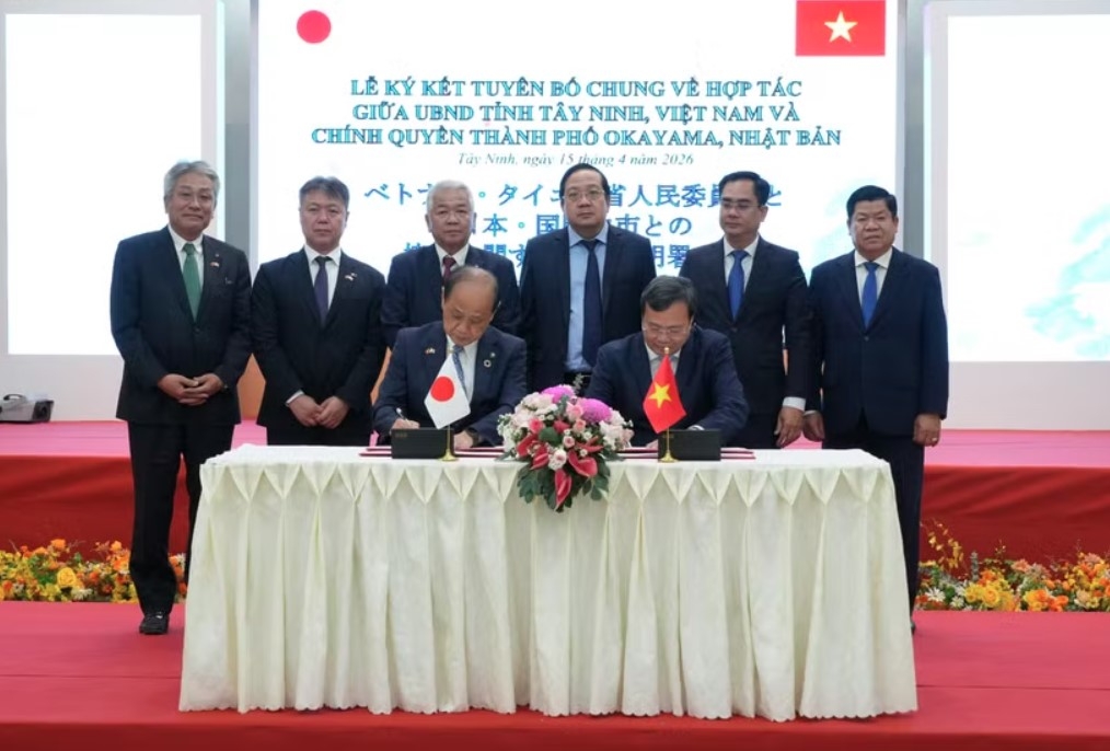 Tay Ninh strengthens cooperation in human resource training with Japan’s Okayama